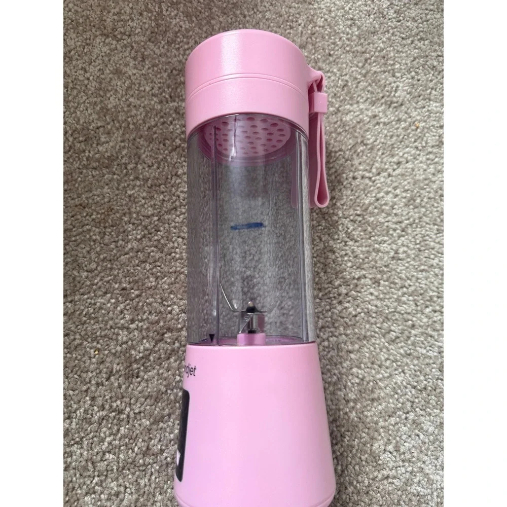 BlendJet One Portable Personal Blender Pink USB Rechargeable Smoothie Blender